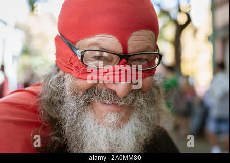 Buenos Aires, Argentina - 06 Aprile 2012: si tratta di un personaggio nel quartiere di La Boca, il suo nome è 'Il little red ant' Questa foto è stata scattata su th Foto Stock