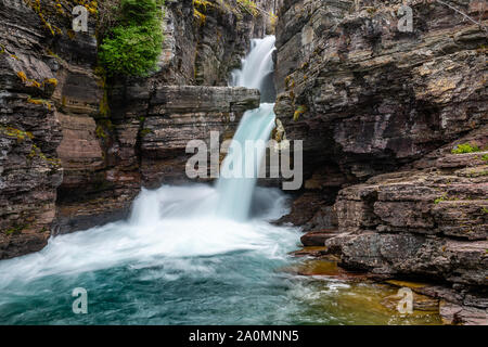 Santa Maria cade & Virginia Falls Trail, il Glacier National Park Foto Stock