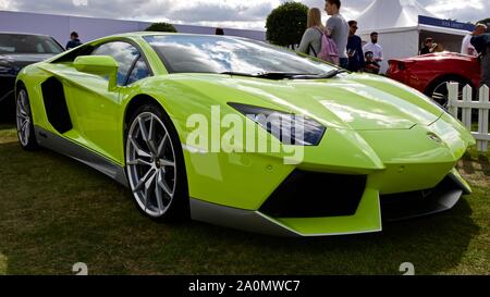 Cinquantesimo anniversario Aventador Lamborghini Miura è in mostra presso il 2019 Salon Privé presso il Palazzo di Blenheim, Oxfordshire Foto Stock