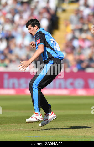 Worcestershire Rapids" Pat Brown celebra tenendo il paletto di Nottingham fuorilegge' Dan Christian durante la semi finale 1 finali sul giorno della vitalità T20 Blast a Edgbaston, Birmingham. Foto Stock