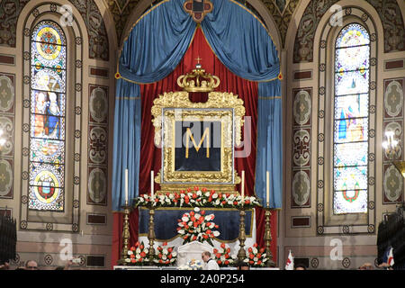 Reggio Calabria 14 set 2019 - Discesa della Madonna della Consolazione, Altare Duomo Credito: Giuseppe Andidero Foto Stock