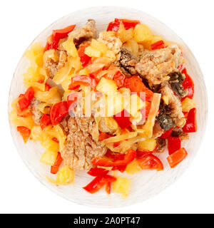 Deep carpa fritta in agrodolce, salsa di stile cinese piatto, isolato su bianco Foto Stock