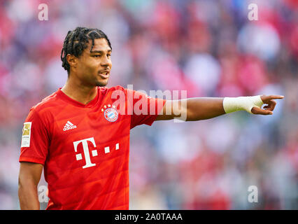 Monaco di Baviera, Germania. Xxi Sep, 2019. Serge GNABRY, FCB 22 Gesticulate, dare istruzioni, azione, immagine singola, gesto, il movimento della mano, puntando, interpretare mimik, FC Bayern Munich - 1.FC Köln 4-0 - DFL REGOLAMENTI VIETANO QUALSIASI USO DI FOTOGRAFIE come sequenze di immagini e/o quasi-VIDEO - 1.della Lega calcio tedesca, Monaco di Baviera, Settembre 21, 2019 stagione 2019/2020, giornata 05, FCB, München, Colonia Credito: Peter Schatz/Alamy Live News Foto Stock