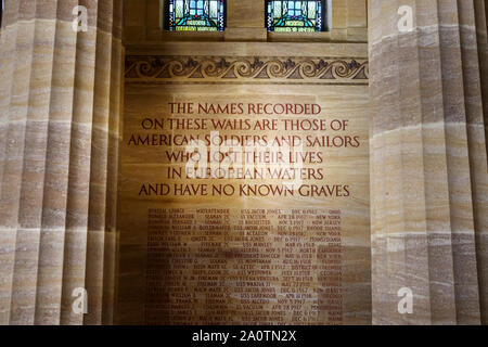 Interno della Cappella nella Sezione americana dei cimiteri militari a Brookwood cimitero di Pirbright, Woking, Surrey, Inghilterra sudorientale, REGNO UNITO Foto Stock