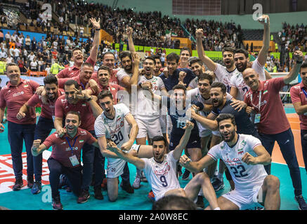 Tehran, Iran. Xxi Sep, 2019. Iran i giocatori di celebrare dopo il 2019 Asian volley maschile di finale di campionato match tra Iran e Australia a Tehran, Iran, Sett. 21, 2019. Credito: Ahmad Halabisaz/Xinhua Foto Stock