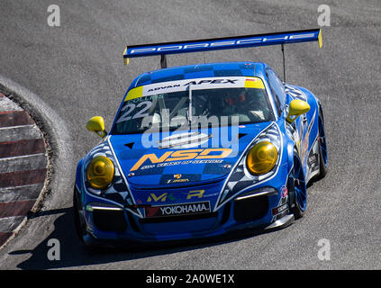 21/09/2019 Monterey, CA, U.S.A. Bart Collins (22) venendo giù il cavatappi durante la Firestone Grand Prix di Monterey Porsche GT3 Gara # 1 a Weathertech Raceway Laguna Seca Monterey, CA Thurman James/CSM Foto Stock