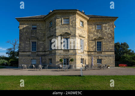 Danson House, Danson Park, Bexleyheath, Londra, Inghilterra - 15 Settembre 2019 : Local Tea House e i matrimoni Foto Stock