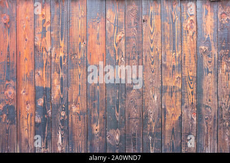 Parete in legno di Yakisugi di una tradizionale casa giapponese a Kyoto, in Giappone. Foto Stock