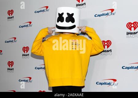 Las Vegas, NV, Stati Uniti d'America. Xxi Sep, 2019. Marshmellow presso gli arrivi per 2019 iHeartRadio Music Festival - SAT, T-Mobile Arena, Las Vegas NV, Settembre 21, 2019. Credito: JA/Everett raccolta/Alamy Live News Foto Stock