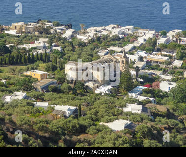 Elevato angolo di visione a Stromboli vicino la Sicilia, Italia Foto Stock