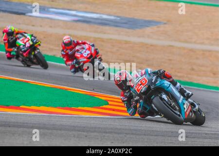 FABIO QUARTARARO (20) della Francia e Yamaha Petronas SRT , Andrea Dovizioso (4) d'Italia e il Team Ducati e ALEIX ESPARGARO (41) della Spagna e Aprilia Racing Team Gresini durante il moto GP Gara di theAragon Grand Prix al Motorland Aragon pista di Alcaniz in Spagna su Settembre 22, 2019 (Foto: Alvaro Sanchez) Cordon premere Foto Stock