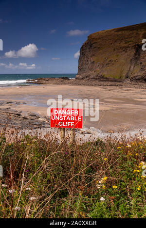 Crackington Haven Beach sulla costa nord della Cornovaglia, Inghilterra Foto Stock