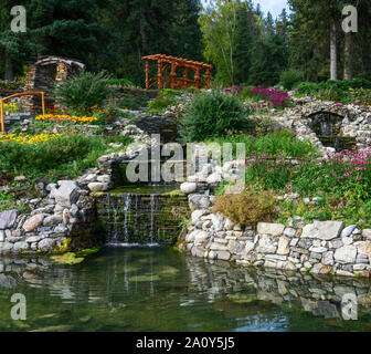 Cascate di tempo in giardino Banff Alberta Canada Foto Stock