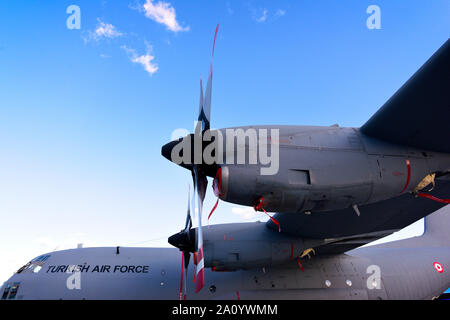 Teknofest 2019 militari di Air force technologies show in aeroporto Ataturk, Istanbul, Turchia. Settembre 21, 2019 Foto Stock