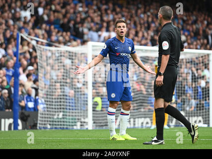 Londra, Regno Unito. 08 apr, 2019. Cesar Azpilicueta del Chelsea durante il match di Premier League tra Chelsea e Liverpool a Stamford Bridge il 22 settembre 2019 a Londra, Inghilterra. (Foto di Zed Jameson/phcimages.com) Credit: Immagini di PHC/Alamy Live News Foto Stock