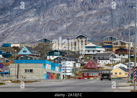 Residenziale case in legno nel centro di Nuuk, Groenlandia. Foto Stock