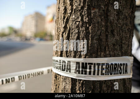 Bucarest, Romania - 22 Settembre 2019: Scena del Crimine nastro che legge in rumeno di contro-terrorismo brigata del rumeno Intelligence Service, du Foto Stock