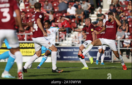 Northampton, Regno Unito. 21 settembre 2019 Crawley Town Ashley Nathaniel-George punteggi durante il Cielo lega Bet One match tra Northampton Town e Crawley Town al PTS Academy Stadium di Northampton. Credito: teleobiettivo con immagini / Alamy Live News Foto Stock