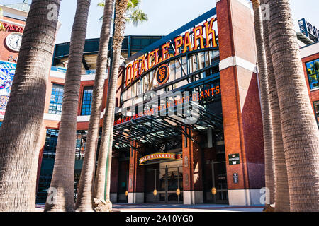 Sep 20, 2019 San Francisco / CA / STATI UNITI D'AMERICA - Oracle Park, Willie Mays Gate, sede dei San Francisco Giants Foto Stock