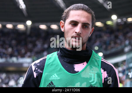 Torino, Italia. 21 settembre 2019. Campionato italiano A. Juventus FC vs Hellas Verona. Adrien Rabiot della Juventus FC. Foto Stock