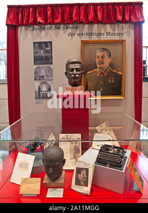 Un display nell'Haus der Geschichte der Bundesrepublik Deutschland di Bonn Foto Stock