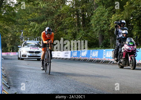 Harrogate, Regno Unito. Il 23 settembre 2019. Shirin Van Anrooij impiega argento nel 2019 strada UCI Campionati del Mondo Junior Womens Cronometro individuale. Settembre 23, 2019 Dan-Cooke credito/Alamy Live News Foto Stock