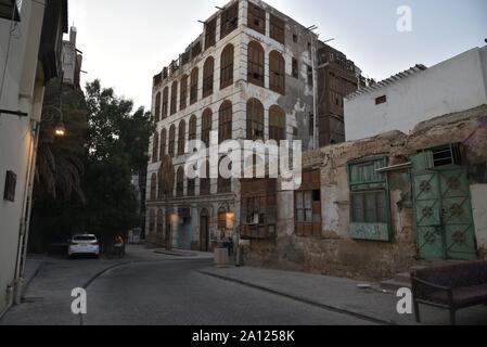 Jeddah. Il 22 settembre, 2019. Foto scattata il 7 settembre 22, 2019 mostra una vista di Al-Balad, una zona storica di Jeddah, Arabia Saudita. Al-Balad, una zona storica di Arabia Saudita è la seconda più grande città Jeddah, è anche un sito Patrimonio Mondiale dell'UNESCO. Credito: Tu Yifan/Xinhua/Alamy Live News Foto Stock