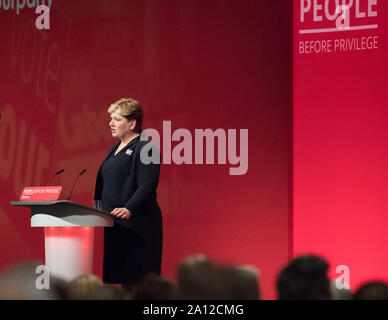 Partito Laburista Conferenza annuale 2019, Centro di Brighton e Brighton, Inghilterra, Regno Unito. 23rd. Settembre, 2019. Emily Thornberry MP ombra Segretario degli esteri parlando di affari internazionali presso il Partito Laburista Conferenza annuale 2019 Credit: Alan Beastall/Alamy Live News. Foto Stock