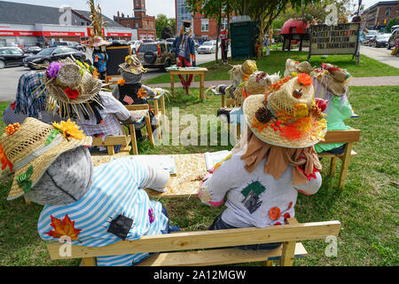 Scarecrows invasione e Festival in Meaford, Ontario, Canada, America del Nord Foto Stock