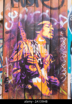 VALPARAISO, Cile - 2 gennaio 2018: dipinto in omaggio alla musica americana di Jimi Hendrix, nel centro della città di Valparaiso. Egli è considerato il Foto Stock