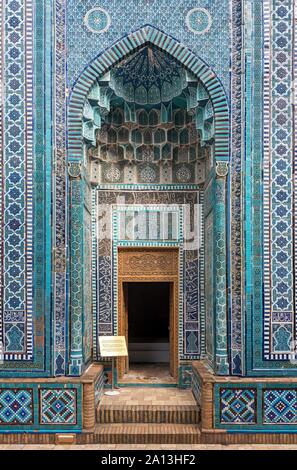 Kutlug Oko Mausoleo, Shah-i-Zinda necropoli, Samarcanda, Uzbekistan Foto Stock