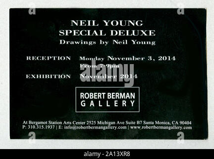 Gallery annuncio della mostra Arte da rock star Neil Young a Robert Berman Gallery di Santa Monica, CA,2014 Foto Stock