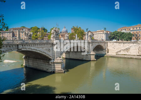 Vittorio Emanuele II ponte di Roma, Italia Foto Stock