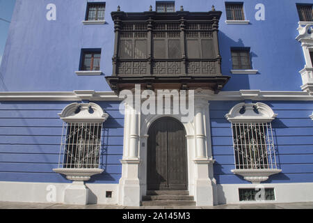 Beneficencia Publica edificio, parte dell'architettura del centro storico di Trujillo, Perú Foto Stock