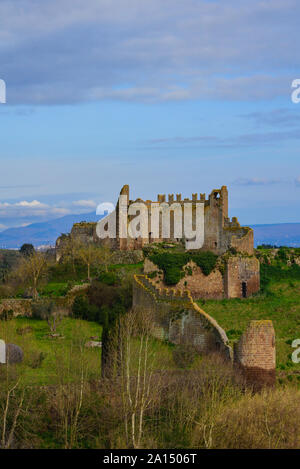 Tuscania (Italia) - Una splendida cittadina etrusca e medievale in provincia di Viterbo, Tuscia, regione Lazio. Si tratta di un'attrazione turistica per molte chiese Foto Stock