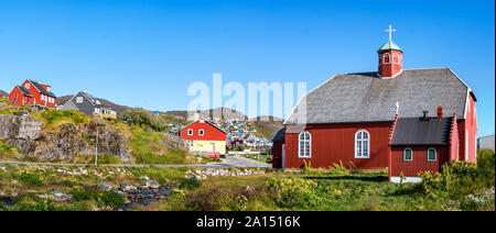 Il Frelserens Kirke chiesa costruita nel 1832, noto anche come il nostro Salvatore. Qaqortoq - Julianehab, Groenlandia. Foto Stock