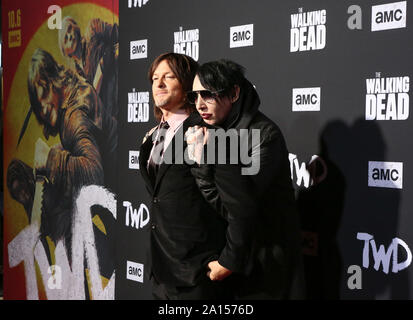 Hollywood, California, USA. 23 Sep, 2019. Hollywood, California, Stati Uniti - Hollywood, California, Stati Uniti - NORMAN REEDUS e Marilyn Manson pongono alla premiere di The Walking Dead stagione dieci Credito: Alexander Seyum/ZUMA filo/Alamy Live News Foto Stock