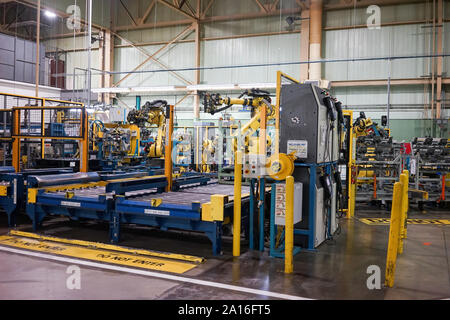 Linea di montaggio di produzione di civica e SUV vetture alla Honda fabbrica in Alliston, Ontario, Canada, America del Nord Foto Stock