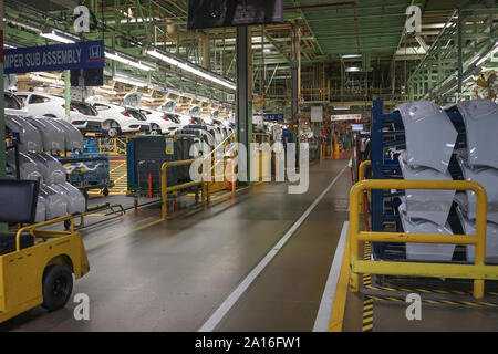 Linea di montaggio di produzione di civica e SUV vetture alla Honda fabbrica in Alliston, Ontario, Canada, America del Nord Foto Stock