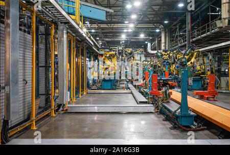 Linea di montaggio di produzione di civica e SUV vetture alla Honda fabbrica in Alliston, Ontario, Canada, America del Nord Foto Stock