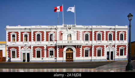 Il palazzo comunale edificio, parte dell'architettura del centro storico di Trujillo, Perú Foto Stock