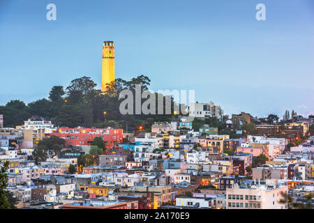 San Francisco, California, Stati Uniti d'America paesaggio urbano di Coit Tower. Foto Stock