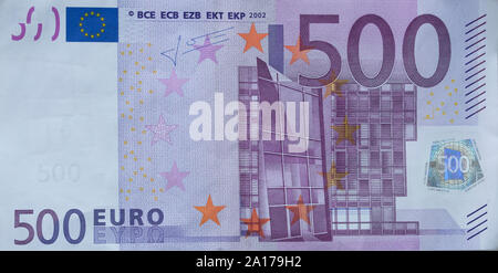 500 (cinquecento) di banconote in euro, concetto di denaro Foto Stock