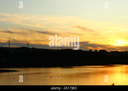 Serbatoio Ingbirchworth al tramonto Foto Stock