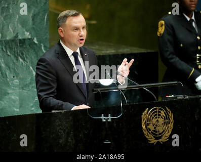 New York, Stati Uniti. 24Sep, 2019. La Polonia Presidente Andrzej Duda parla a 74a dibattito generale all'Assemblea generale delle Nazioni Unite presso la sede delle Nazioni Unite a New York City il Martedì, Settembre 24, 2019. Foto di Monika Graff/UPI Credito: UPI/Alamy Live News Foto Stock