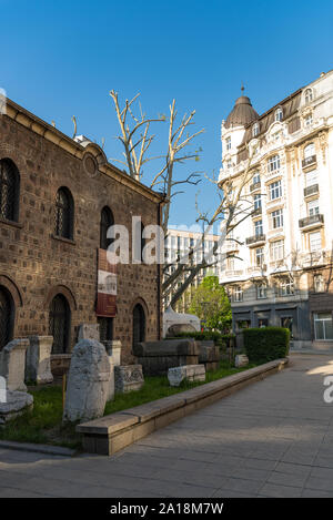 Sofia, Bulgaria - 2 Maggio. 2019: Museo Archeologico Nazionale su Atanas Burov Square. Foto Stock