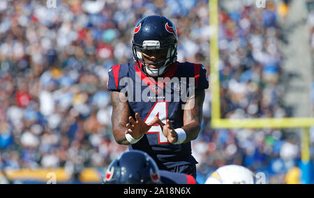 Settembre 22, 2019 Houston Texans quarterback Deshaun Watson (4) in azione durante il gioco di NFL tra il Los Angeles Chargers e Houston Texans alla dignità Salute Sport Park di Carson, California. Charles Baus/CSM. Foto Stock