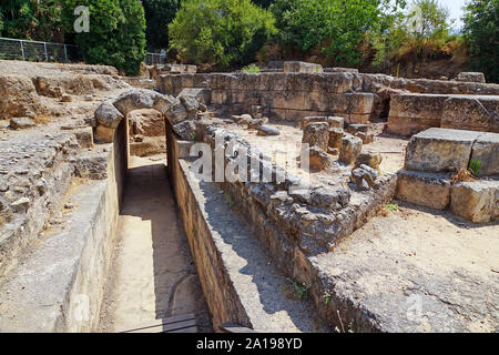 Il Palazzo di Agrippa II a partire dal primo secolo CE, rimane all'entrata principale. Fotografato all'Hermon Stream riserva naturale e reperti archeologici Foto Stock