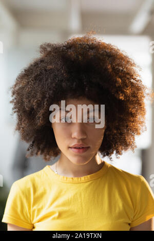 Giovani creativi femmina Foto Stock