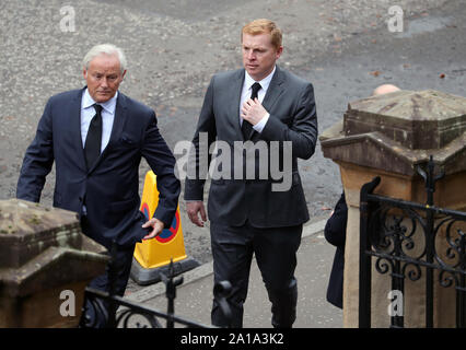 Celtic manager Neil Lennon assiste al funerale di ex calciatore Rangers Fernando Ricksen alla Chiesa di Wellington, Glasgow. Foto Stock